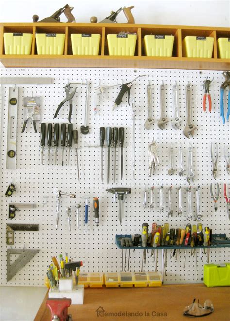 Garage Organization How To Install A Pegboard Remodelando La Casa