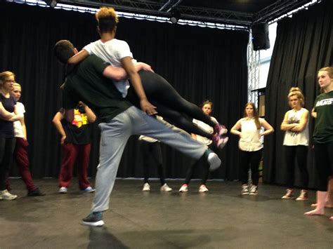 Bucks Performing Arts Film Tv And Stage Working Up A Sweat With Frantic Assembly