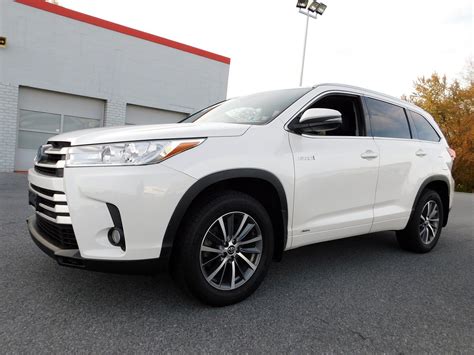 Certified Pre Owned 2018 Toyota Highlander Hybrid XLE Sport Utility In