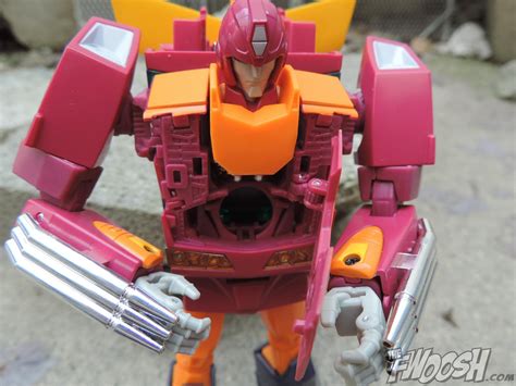 Takara: Transformers MP-28 Hot Rodimus