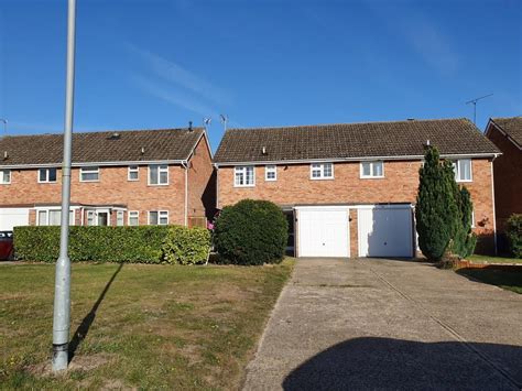 Sanderling Close Mildenhall Bury 3 Bed Semi Detached House £