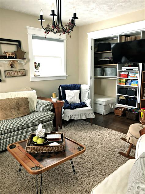 A Cozy Farmhouse Den Previously The Master Bedroom Andrea Dekker