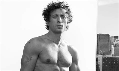 Jeremy Allen White Gay Fans React To Calvin Klein Shoot