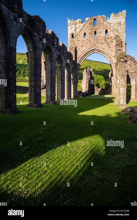 The ruins of Llanthony Priory, Brecon Beacons, Wales Stock Photo - Alamy