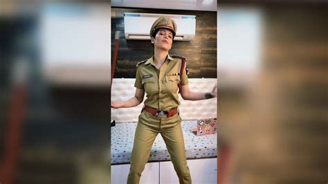 Rofl Shruti Haasan Turns Police Officer Slays Internet With Super Fun