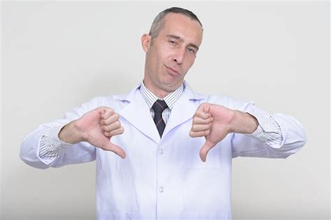 Premium Photo Mature Handsome Man Doctor