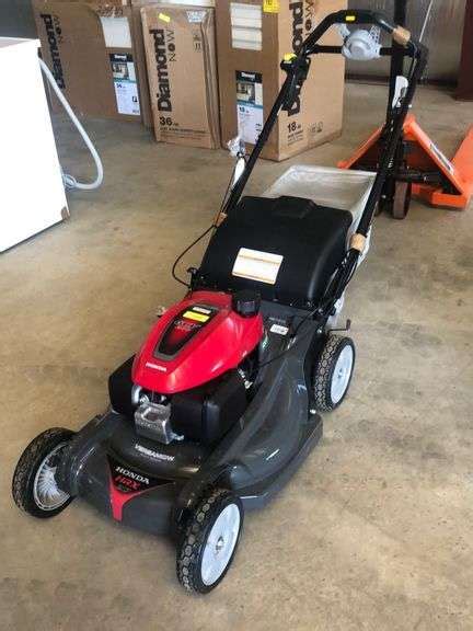 HONDA HRX 217 PUSH MOWER Lawler Auction Company