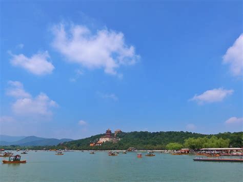 Visitors Enjoy Summer Scenery At Summer Palace Chinadaily Cn