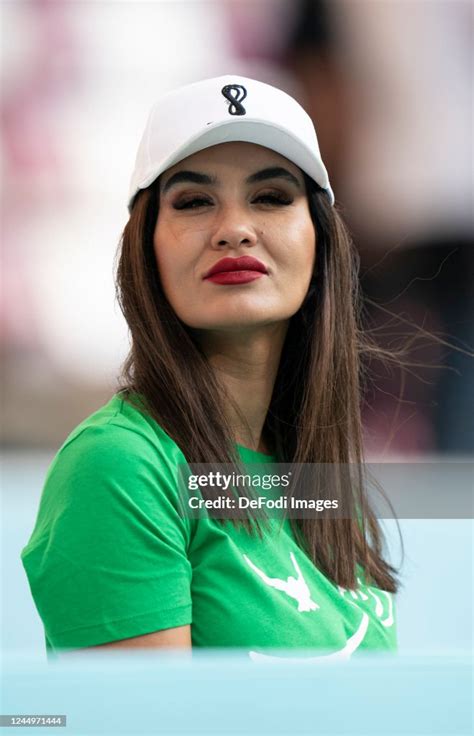 Iranian Fans Watch The Fifa World Cup Qatar 2022 Group B Match News