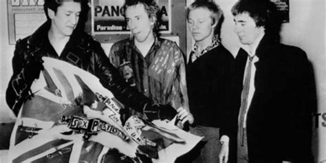 Les Sex Pistols Remontent Sur Scène Pour Les 30 Ans De Never Mind The Bollocks