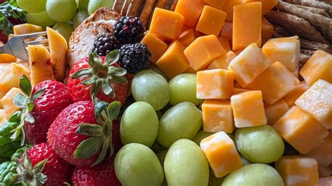 The Fruit Tray That A Current Costco Employee Swears By For Entertaining