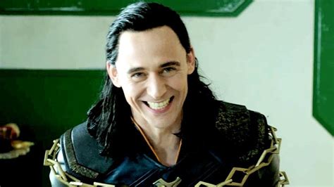 Loki Tom Hiddleston Presenta Il Dio Dell Inganno Non Ha Niente Di