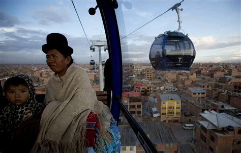 Bolivia Estrena Nueva L Nea Del Telef Rico De La Paz Ap News