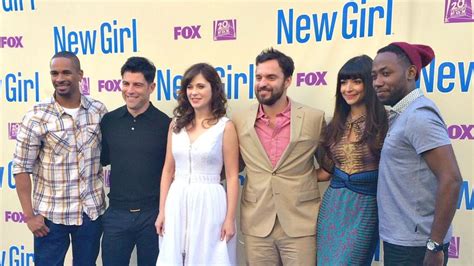 New Girl Season 3: Zooey Deschanel Talks What's to Come for Nick and ...