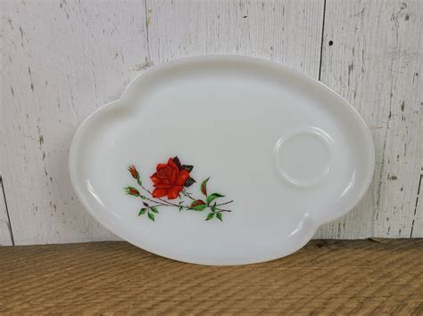 Vintage Federal Glass Roses Snack Plate Rosecrest White Milk Glass Red