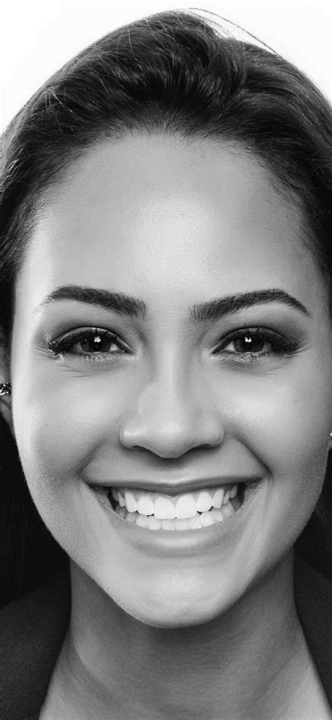 1125x2436 Tristin Mays 4k Iphone Xsiphone 10iphone X Hd 4k