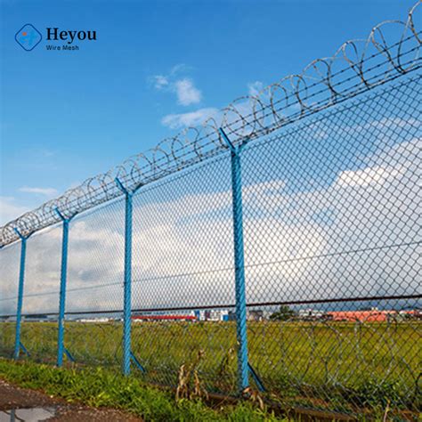 Specialized Production Prison Fence Razor Wire Welded Wire Mesh Airport