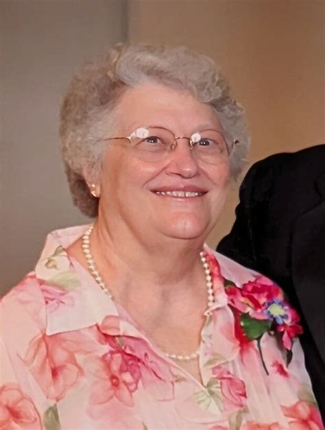 Obituary Of Caroletta Marie Harness Edwards Funeral Home Inc Ser