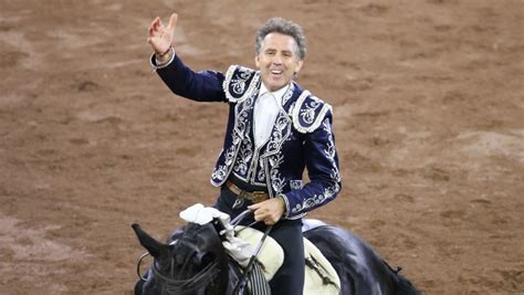 Torero Pablo Hermoso De Mendoza Tiene Emotivo Adi S En Monterrey Grupo