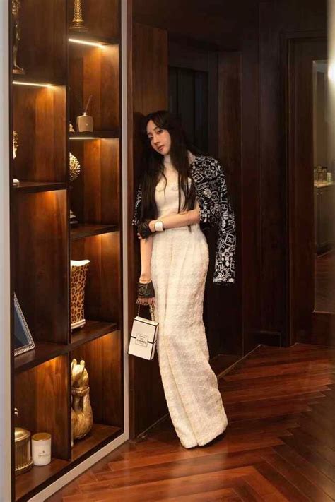 Hot mom 7 con Cún Bông nổi tiếng khắp cõi mạng là ai