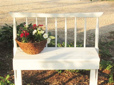 Simple Rustic DIY Bench | DIYIdeaCenter.com