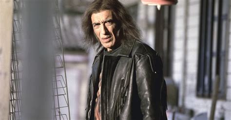 Pistole Nude Film Dove Guardare Streaming Online