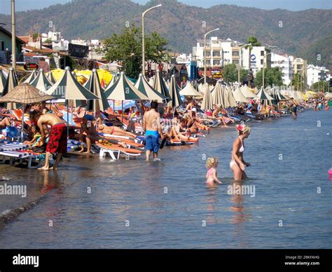 Crowded beach Marmaris Turkey Stock Photo - Alamy