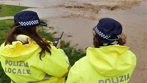 Roma A Rischio Alluvione Per Il Maltempo In Pericolo Migliaia Di