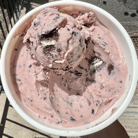 Strawberry Oreo Ice Cream Got My Ice Cream Machine A Couple Weeks Ago