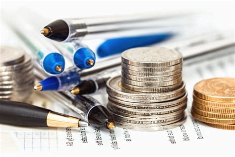 Kostenlose Bild: Geld, Metall Münzen, Bleistift, Papier, Finanzen ...