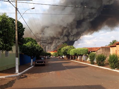 Inc Ndio Registrado Em Canavial Em Ipia U Tri Ngulo Mineiro G