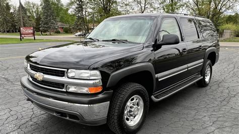 2003 Chevrolet Suburban 9th Gen Market Classic Com