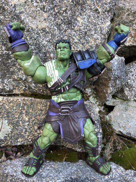 Review Marvel Select Gladiator Hulk Figure Thor Ragnarok Marvel