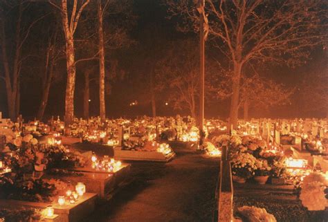 Festa Dei Morti Pellegrinaggi Ai Cimiteri E Altre Antichissime