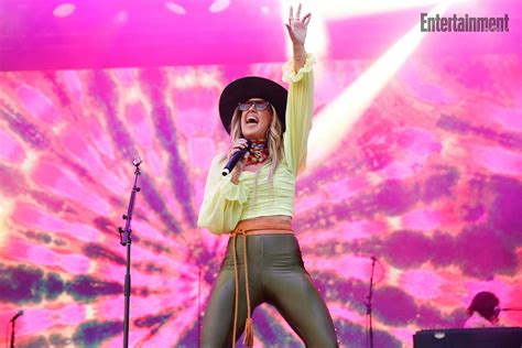 Lollapalooza Photos See Red Hot Chili Peppers Kendrick Lamar Perform
