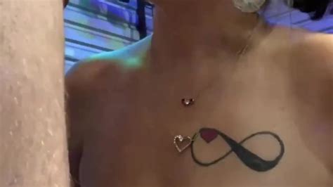 Deep Throatin In Session Porn Videos T