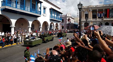 Las Cenizas De Fidel Castro Llegan A Santiago De Cuba