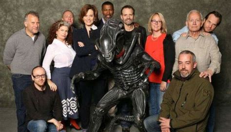 Image - Movies-sigourney-weaver-alien-cast-calgary-expo.jpg | Xenopedia | Fandom powered by Wikia