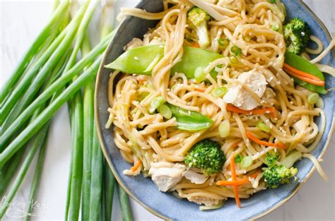 One Pot Chicken Lo Mein Recipe Cooking With Karli