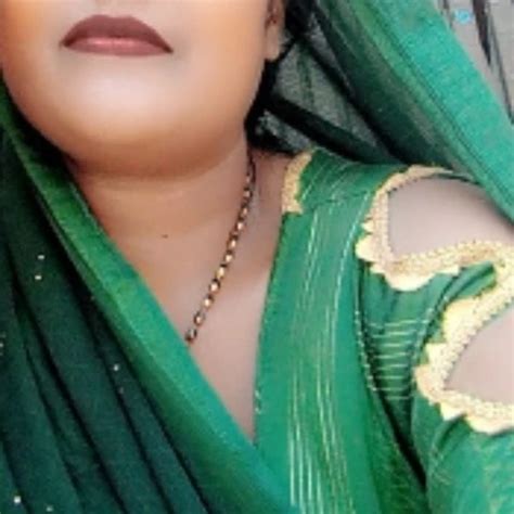 Indian Village House Wife Fucking With Cucumber Homemade Porn Feat Veenax82 XHamster