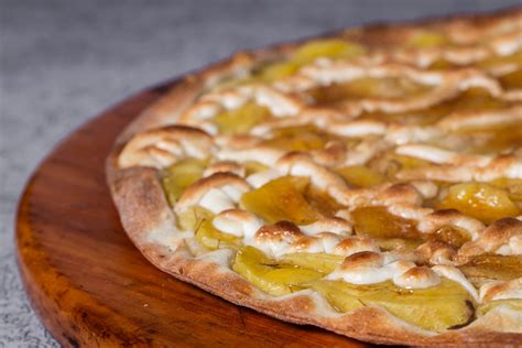 Receita Aprenda A Fazer Pizza De Banana Com Doce De Leite E Canela