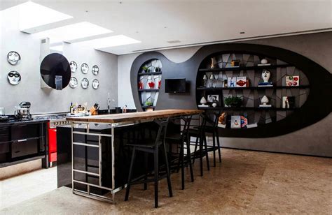 13 Modern Designs for the Ultimate Kitchen Bar