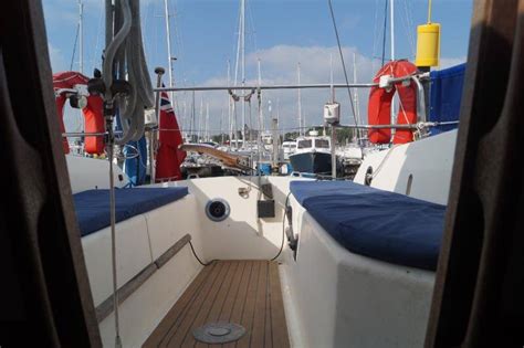 Salterns Boatbuilders Stag 28 1978 Cruising Yacht For Sale In Lymington