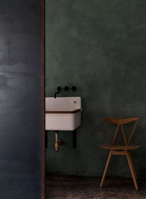 Examples Of Gorgeous Bathrooms That Use Moroccan Tadelakt Plaster