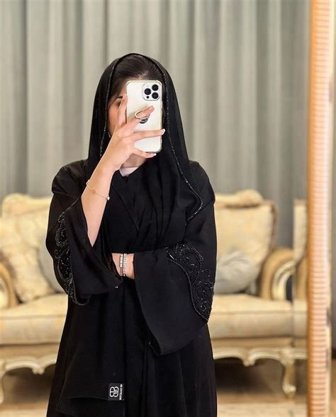 Pin By المٰۛلُْڪۿۿہ ๓ℓκᵾ 👑💗 On صوࢪ للبنات منوعه Abayas Fashion