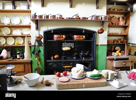 Interior beaulieu house uk hi-res stock photography and images - Alamy