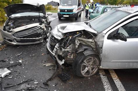 Podzamcze Gro Ny Wypadek Na Skrzy Owaniu Policja Ustali A Sprawc