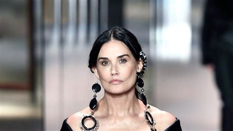 Galerie Demi Moore Na M Dn P Ehl Dce Uk Zala Sv Vnady Fotka