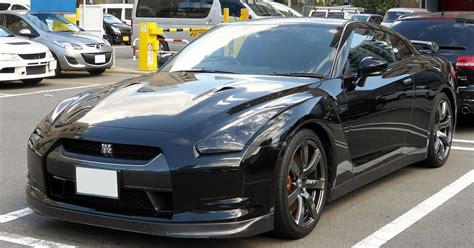 Here's What We Love About The 2009 Nissan GT-R