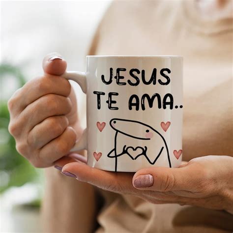 Caneca Flork Jesus Te Ama Elo Produtos Especiais